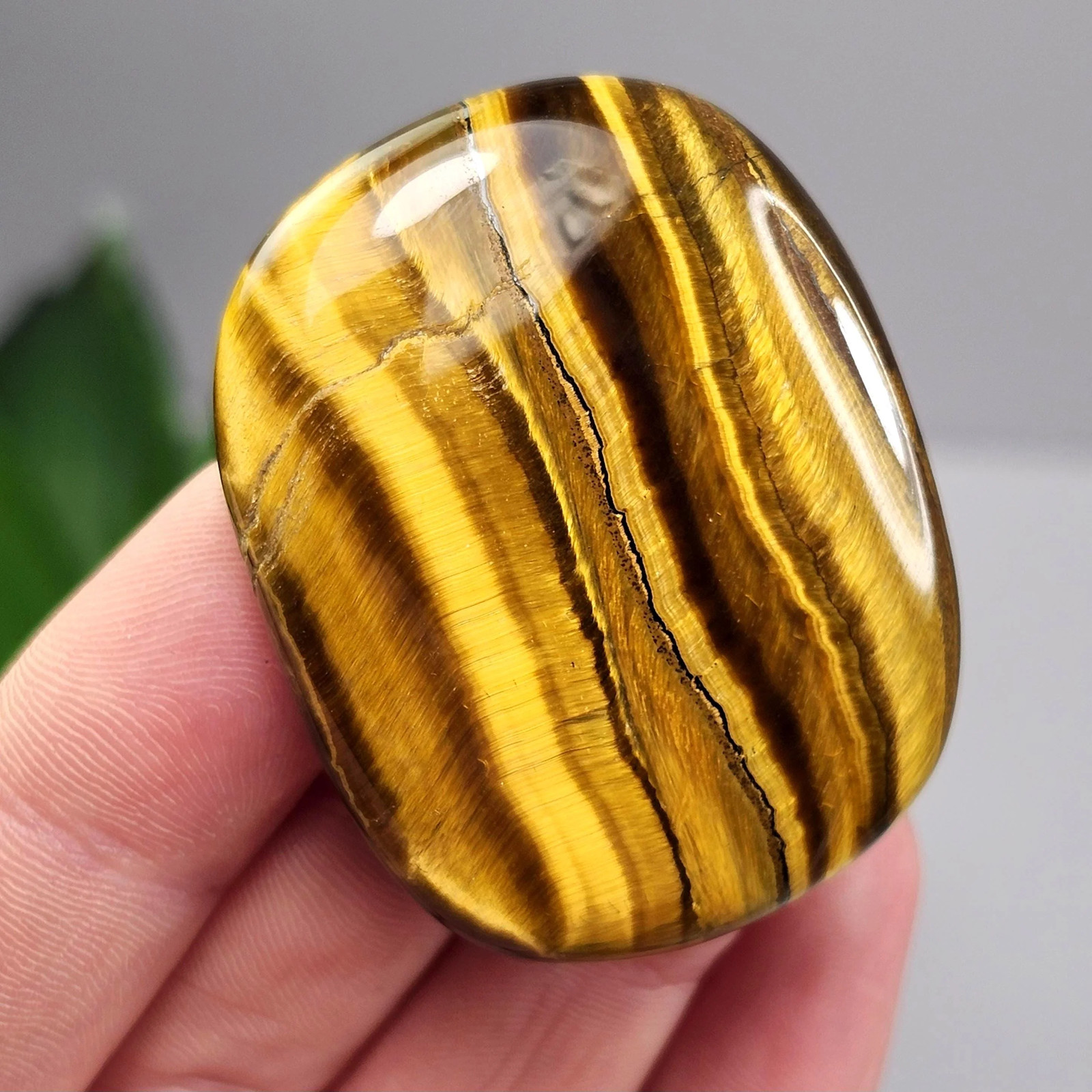 Tiger’s Eye Palm Stone, Polished Tigers Eye Crystal