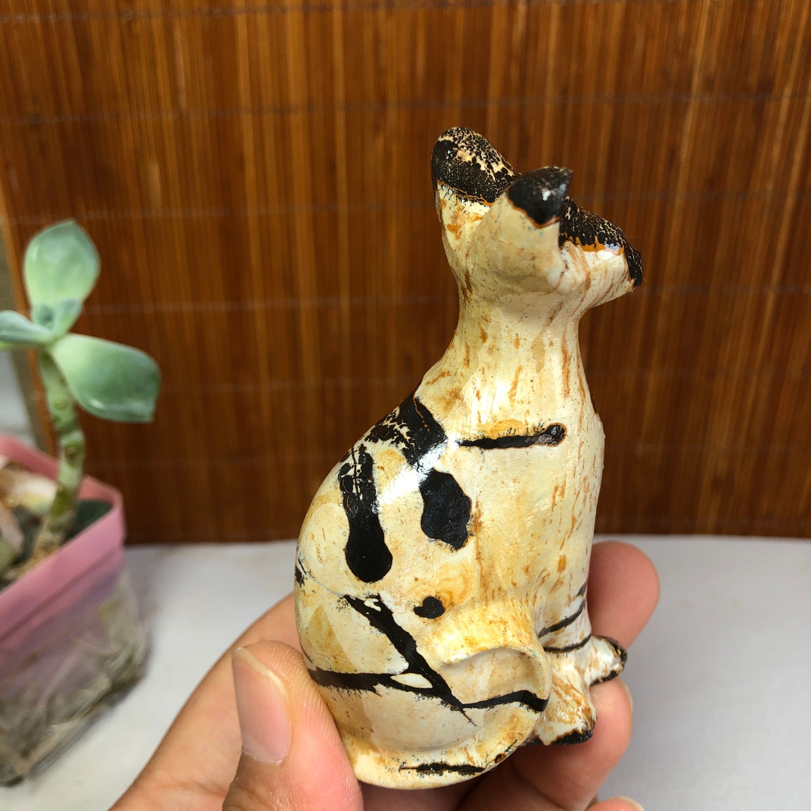 Rare Natural Traditional Chinese Painting Hand Carving Animal Model 117g g8396