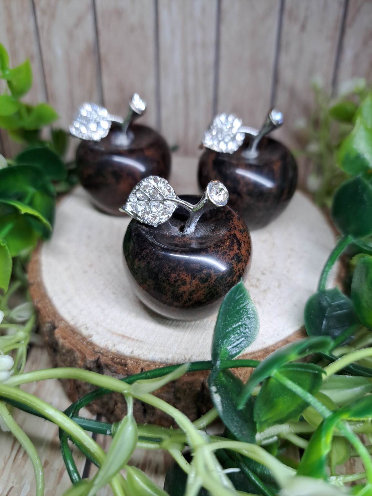 Mahogany Red Obsidian Crystal Apple carving 3.5cm ONE Keepsake Thank you Gift
