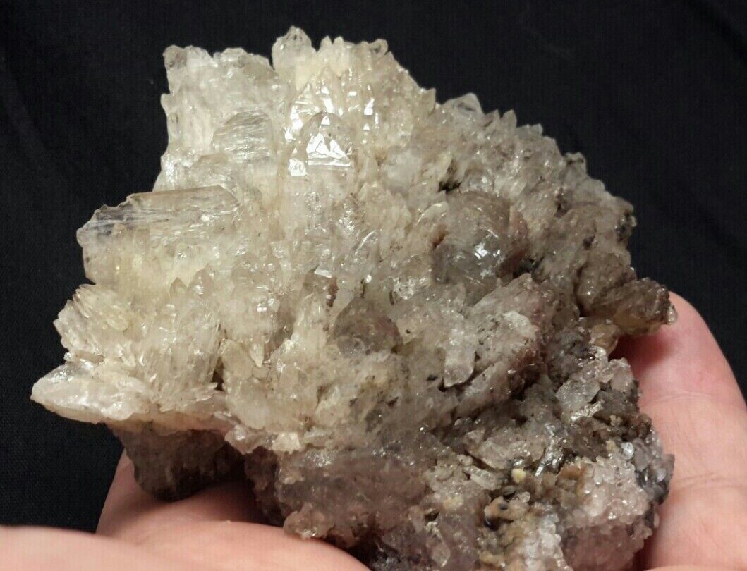 286g Natural 3.5″ QUARTZ from Santa Eulalia, Chihuahua, Mexico