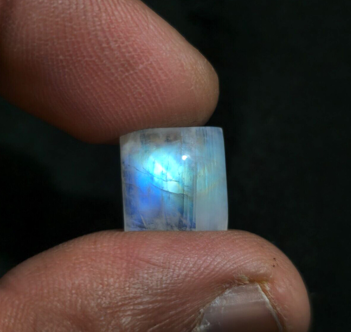 Top Quality Rainbow Moonstone Cabochon 12.50x12x5.5mm Loose Gemstone For Jewelry
