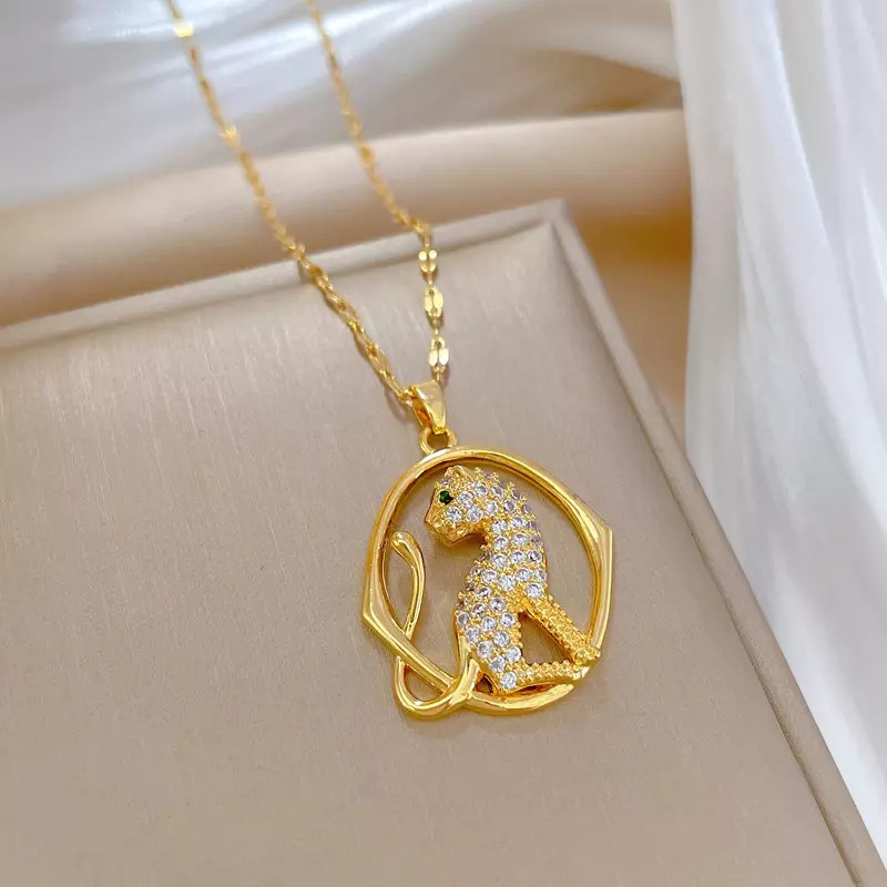 Women’s Fashion Jewelry Cubic Zircon Gold Leopard Pendant Necklace 1PC