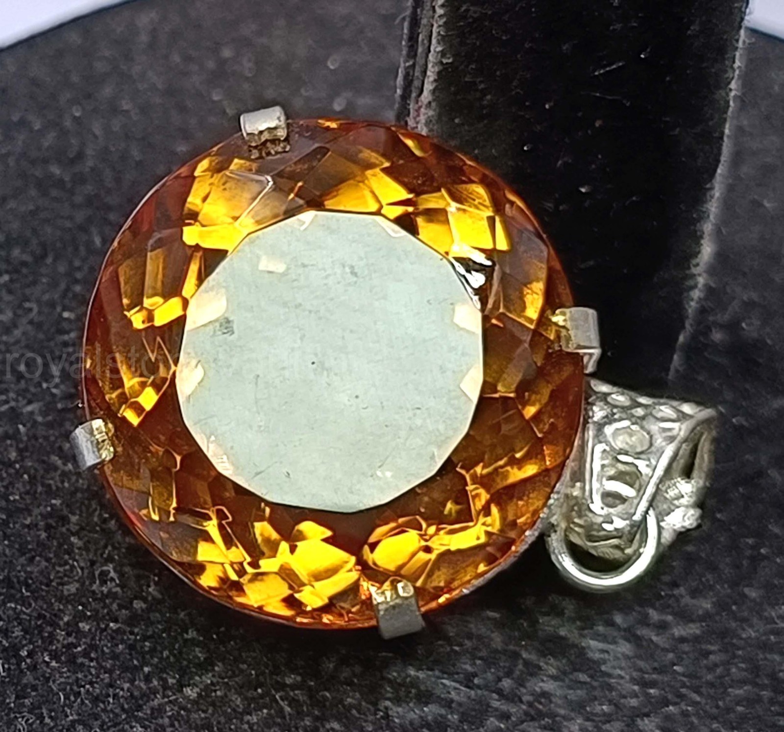 Certified 73.35Ct Alexandrite Pendant Colour Change 37x23mm Sterling Silver 5SDO