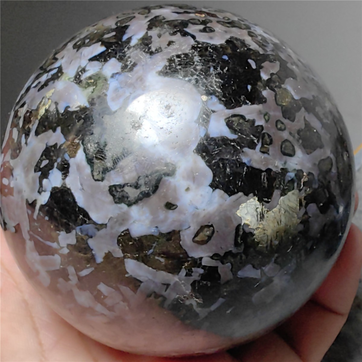 766g Indigo Gabbro Crystal Quartz Energy Stone crystal sphere healing F417
