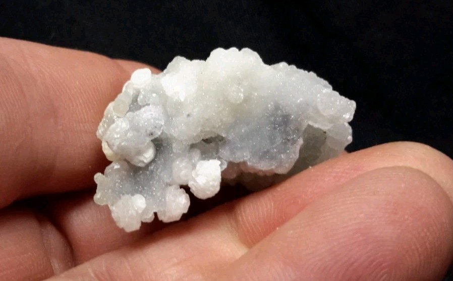 35mm CALCITE with Druzy QUARTZ from Chihuahua, Mexico FLUORESCENT