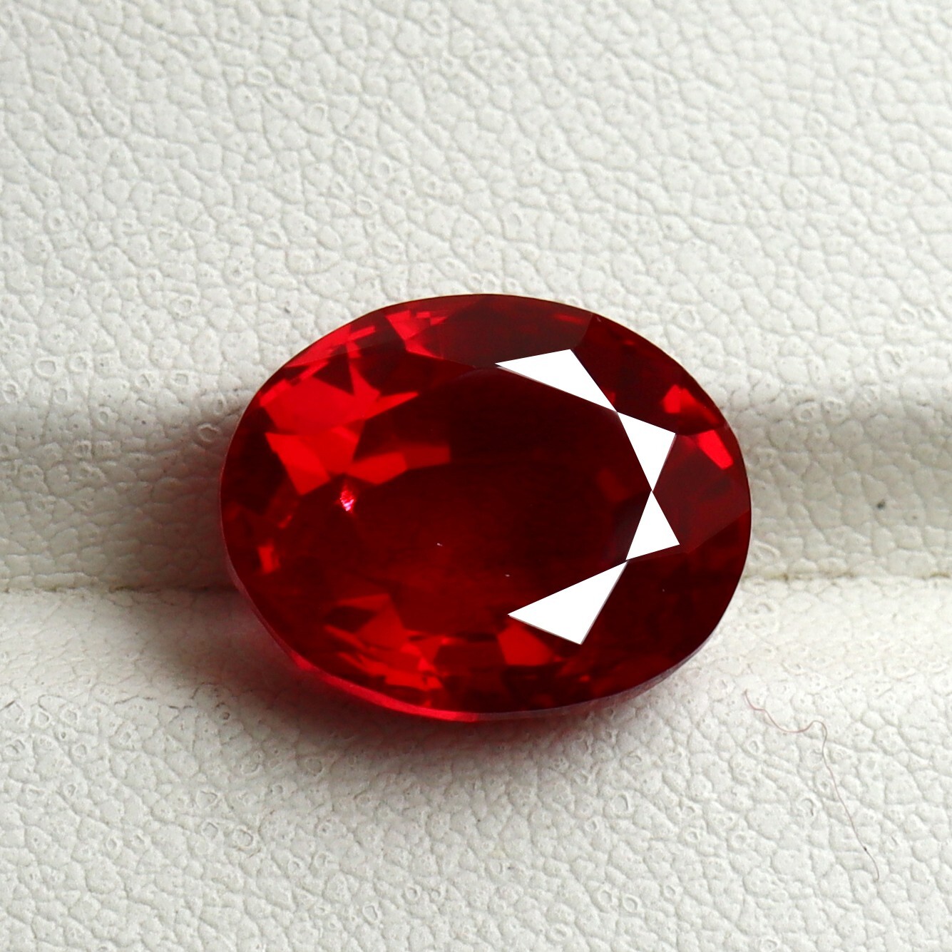 BURMA Pigeon Blood Red Ruby Certified Loose Gemstone Oval Cut 9.45 CT