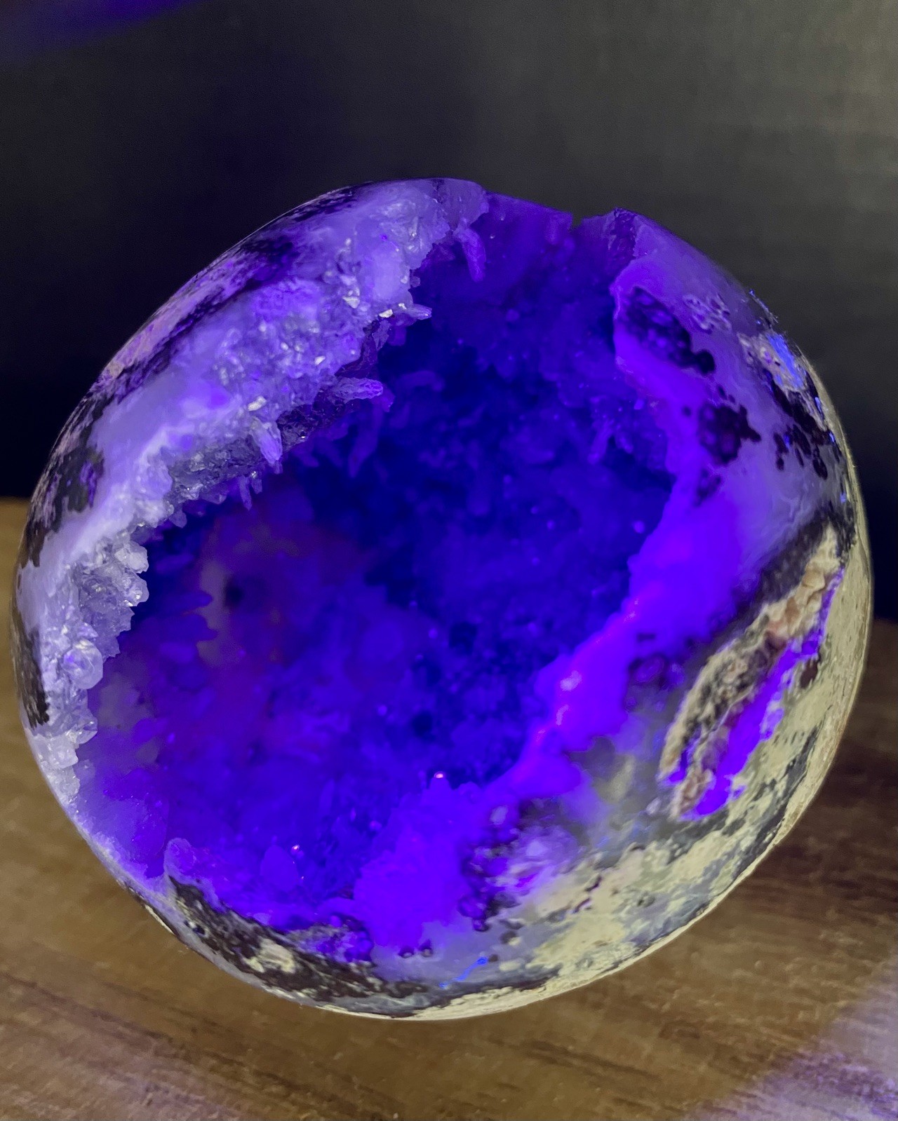 Crystal Argentina Agate Geode Sphere Druzy Raw UV High Quality Rare 264g 7.7cm