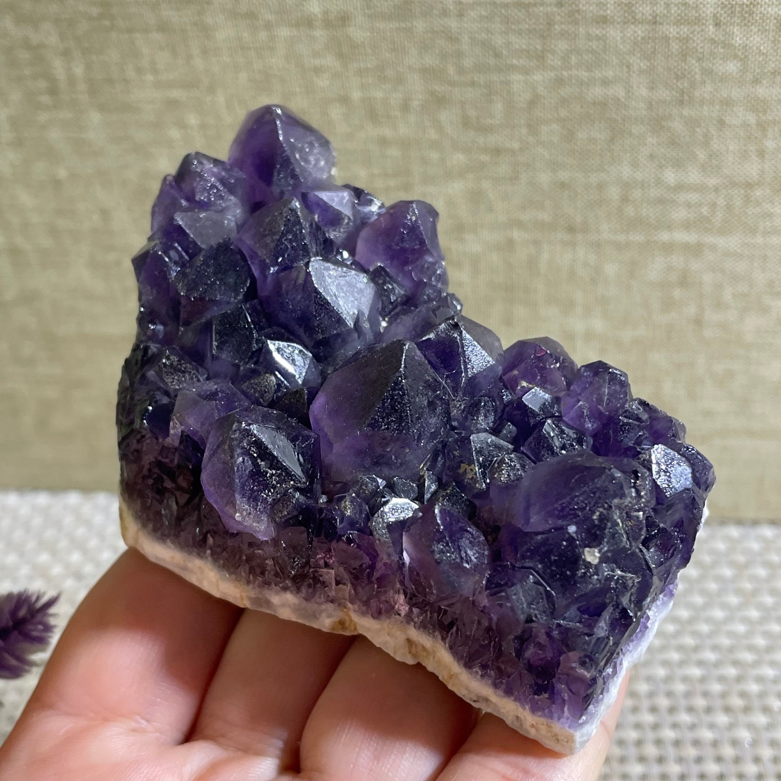 221g Natural amethyst rough stone amethyst cluster block Amethyst a1