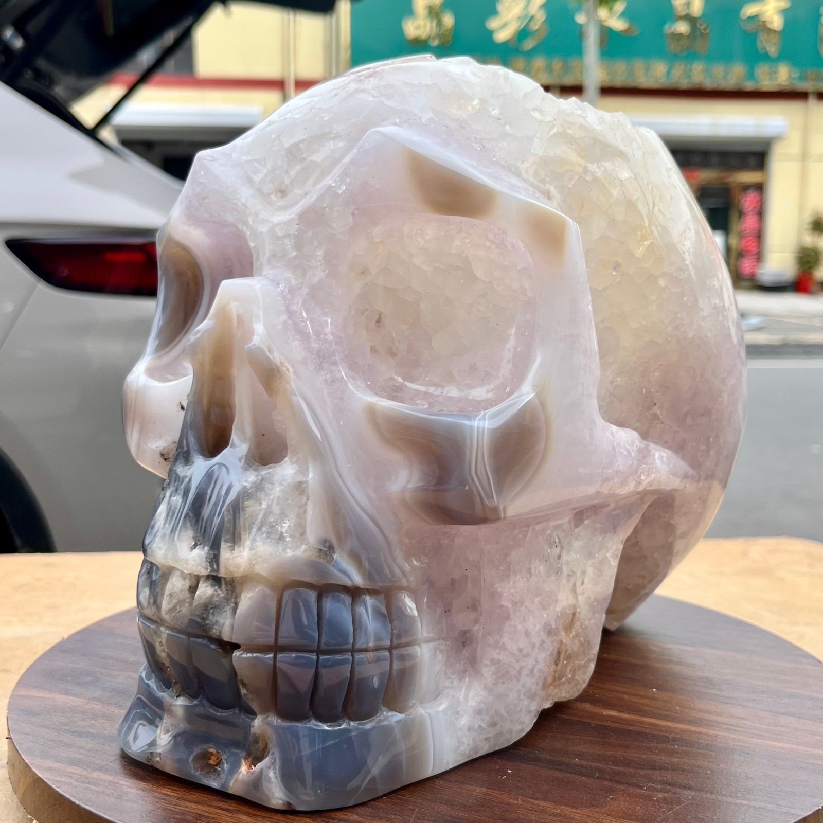Polished Agate Crystal Skull Carving Natural Stone Head Sculpture Gothic 31.9 lb