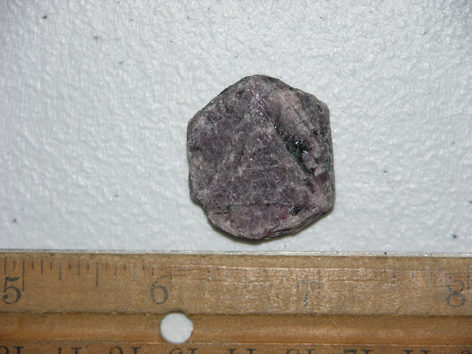 Ruby Recorder Crystal natural red ruby Madagascar 1 x 1 inch R2