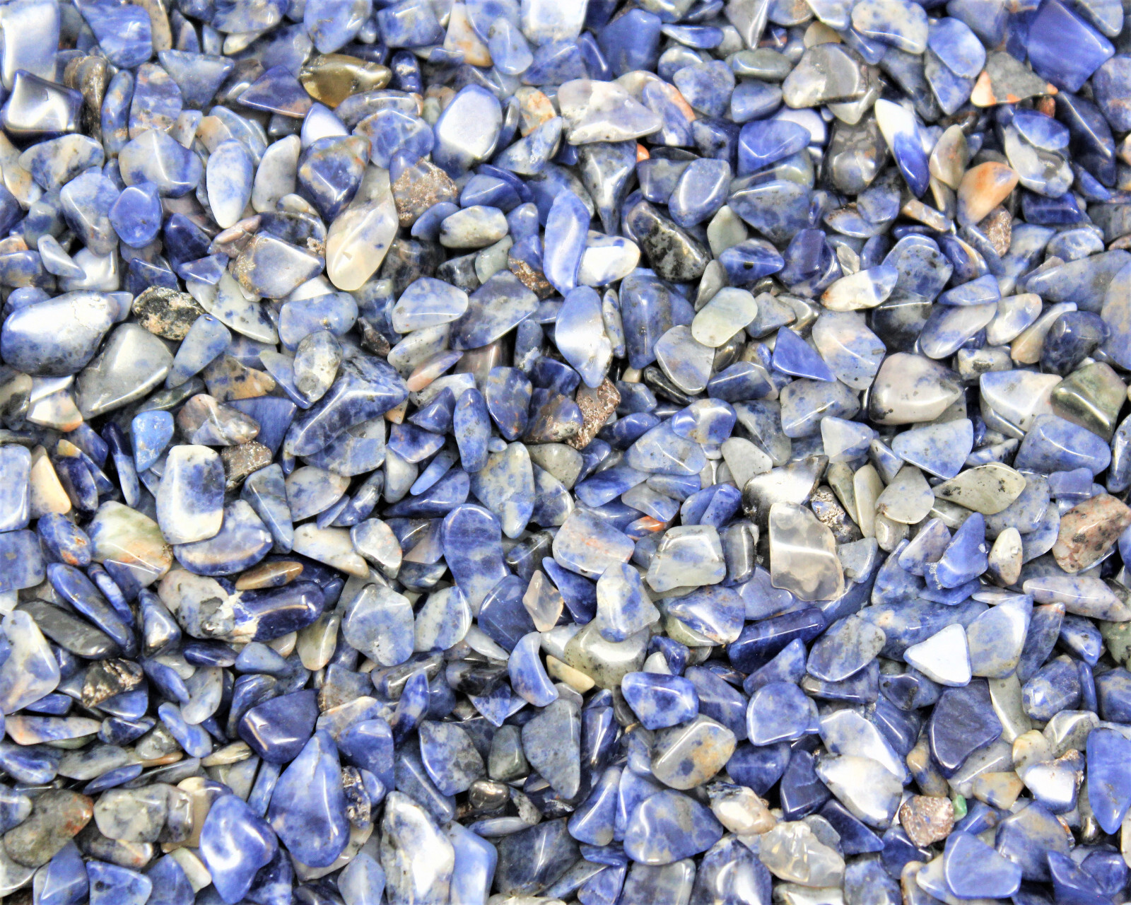 Sodalite Semi Tumbled Gemstone Mini Chips 5 – 8 mm Lots (Sodalite Crystal Chips)