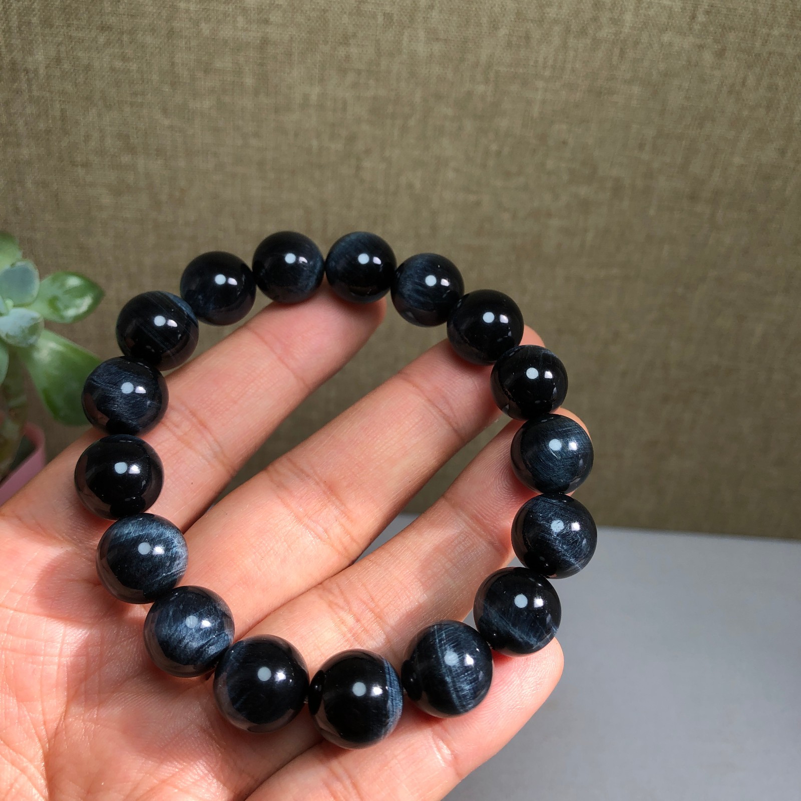 12mm Natural blue tiger eye Crystal Quartz chain beads bracelet 43g A1392