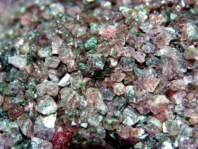 Spinel gem crystal violet blue mixed grade Sri Lanka 50 carat lot