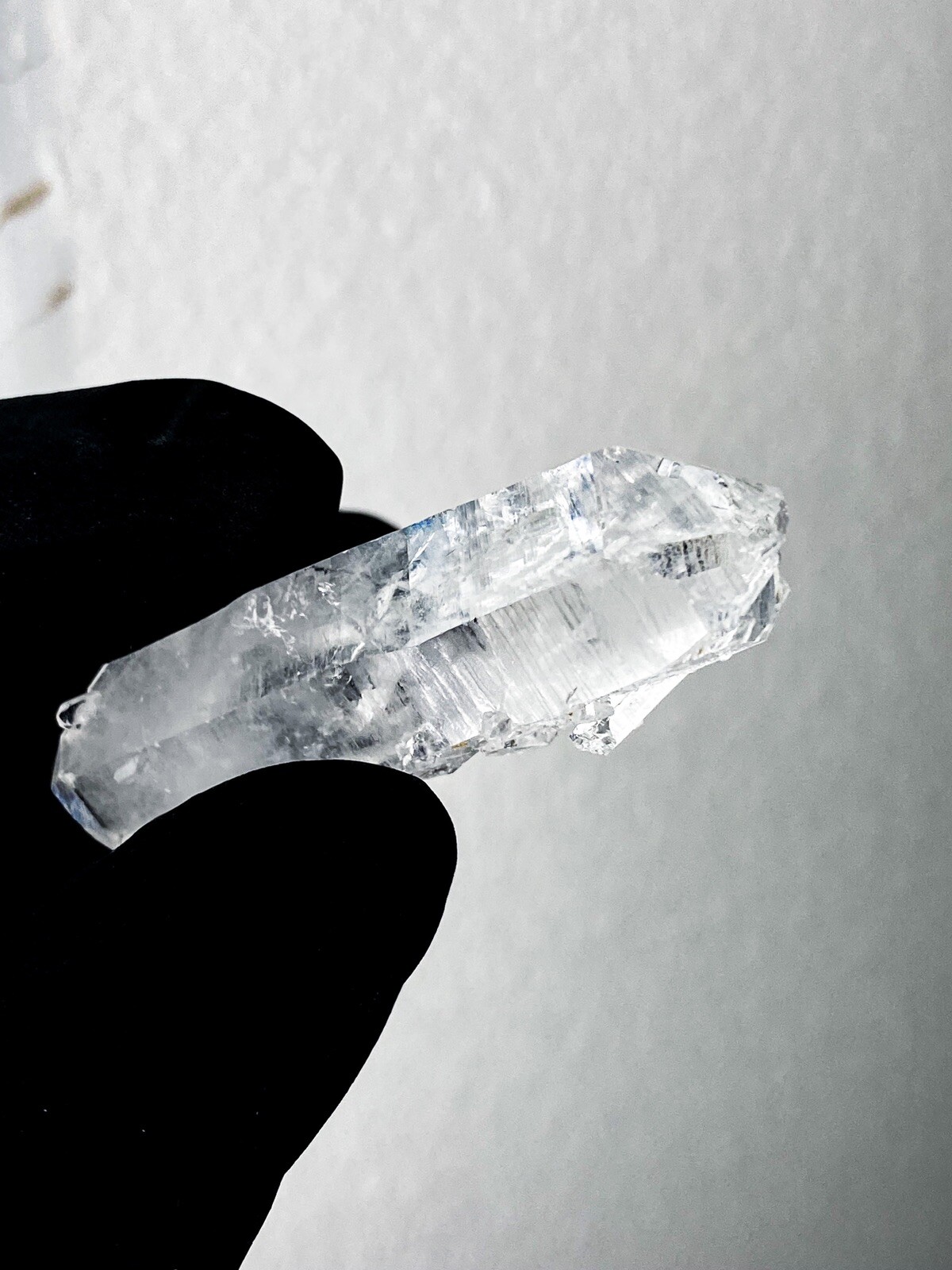 Clear Quartz Crystal- Natural Arkansas Diamond Point With Shards! Beautiful Gem