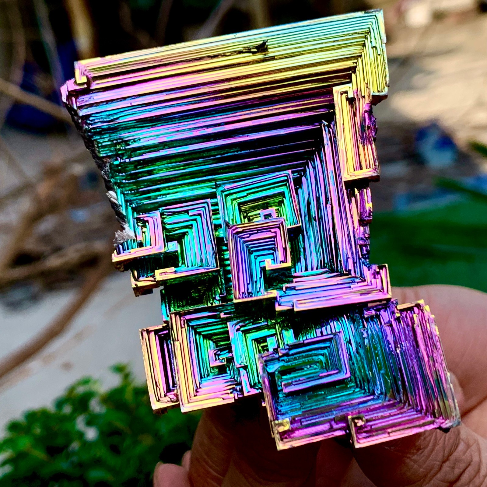 220G A+++ Gram rainbow crystal element Bi gemstone Mineral specimen
