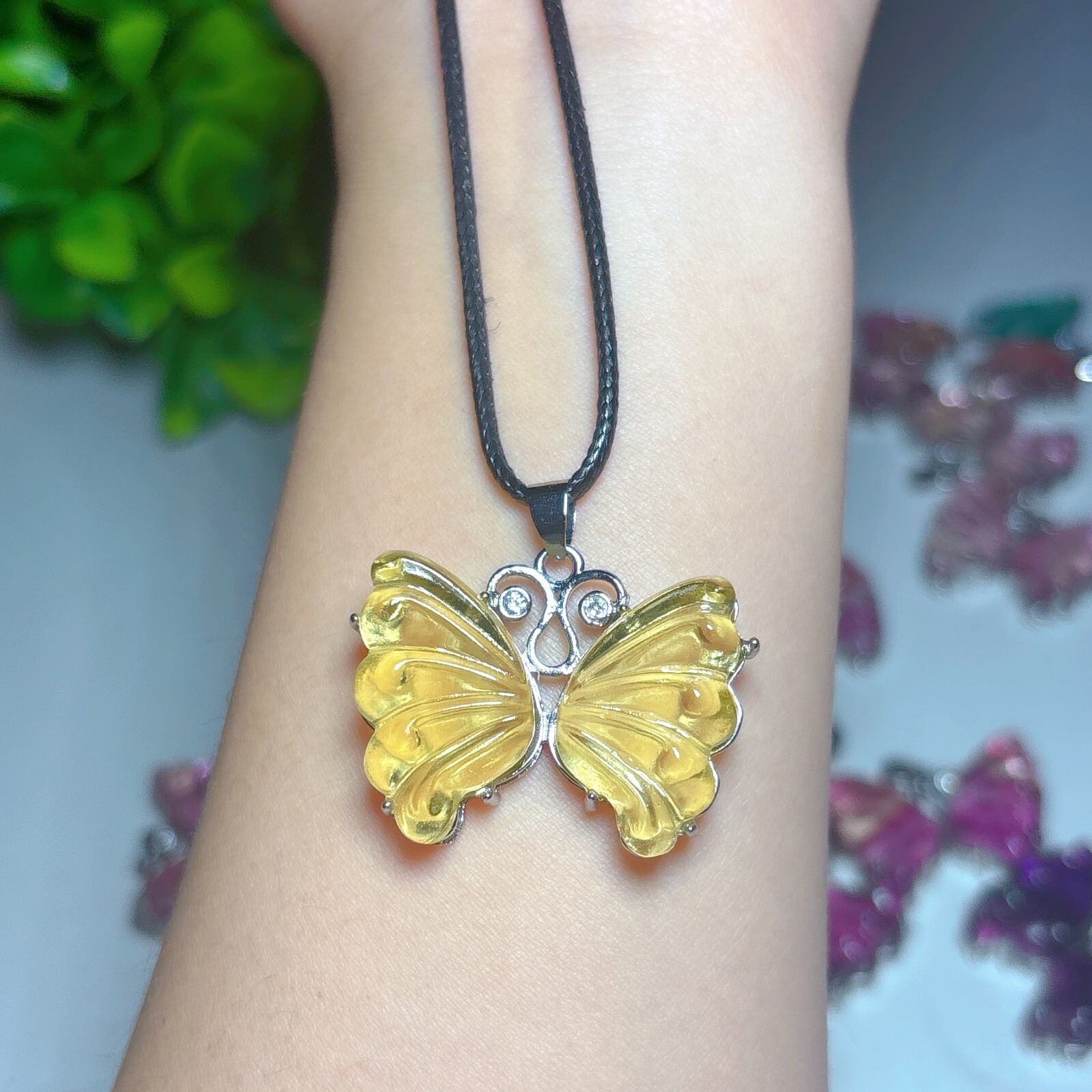 5pc Natural fluorite hand carve butterfly pendant quartz crystal reiki healing