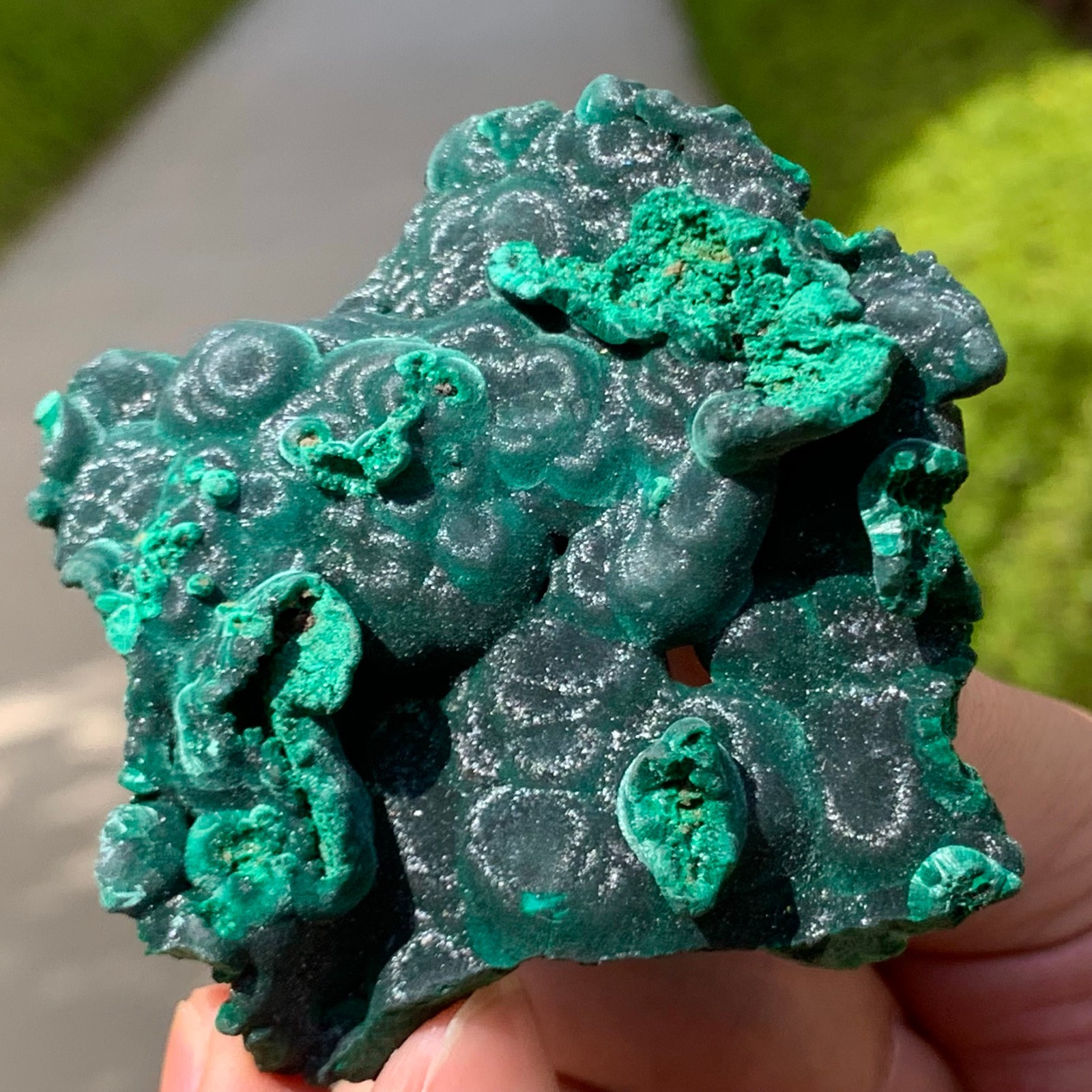 85G Natural glossy malachite cat eye transparent cluster rough mineral Sample