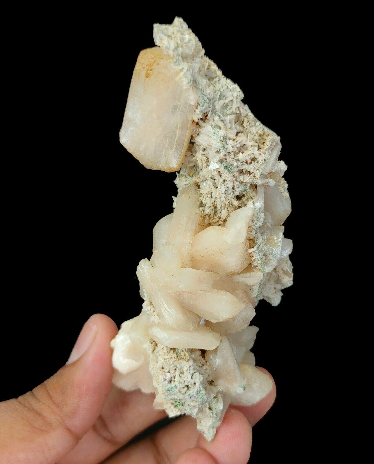 106g Unique Stilbite Cluster Mineral Specimen – India