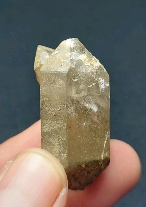 35 Grams Aesthetic Quartz Crystal Mineral Specimen Skardu PAKISTAN