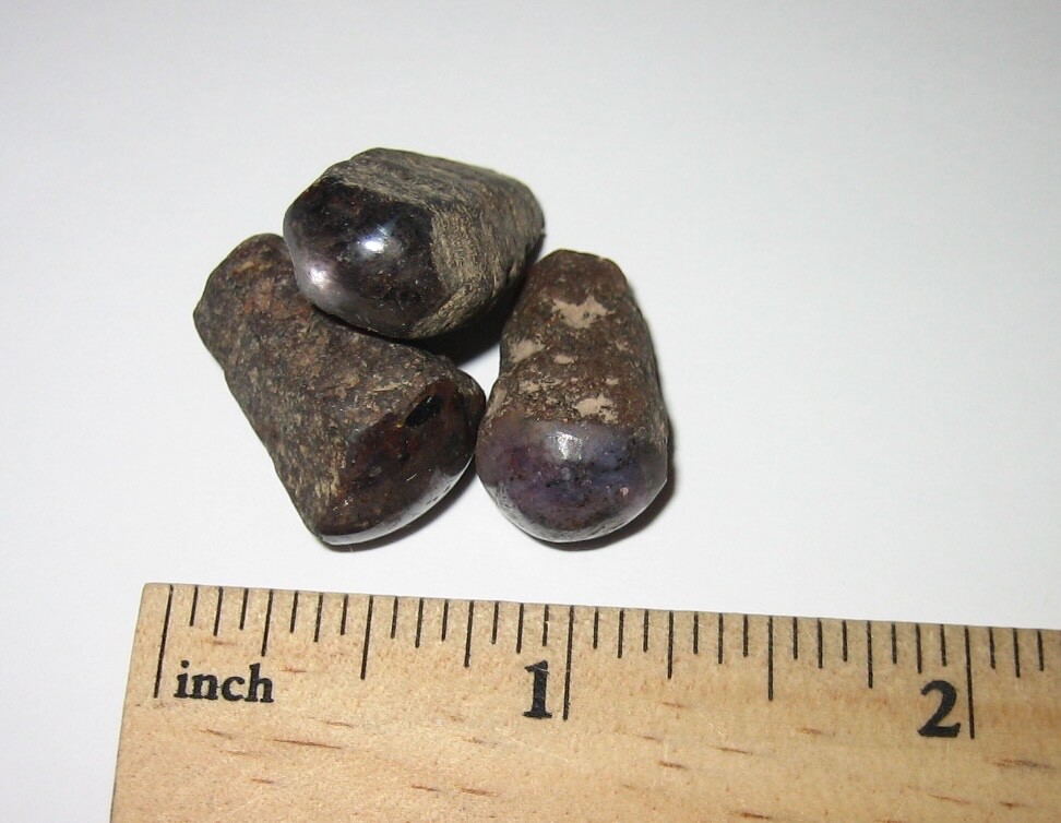 3 PART POLISHED 0.7″- 1″ NATURAL ROUGH ‘STAR SAPPHIRE’ CRYSTALS INDIA ~ 21.5g *1