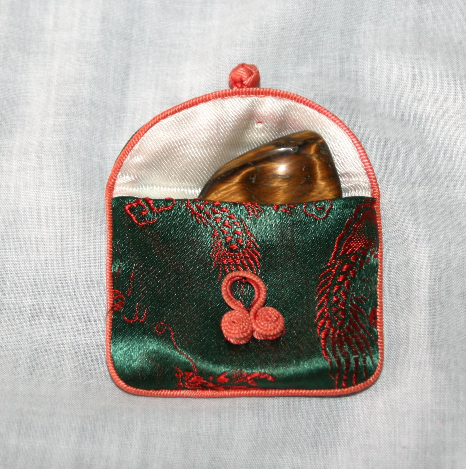 Worry Stone in Pouch Tiger’s Eye Brown Hong Kong