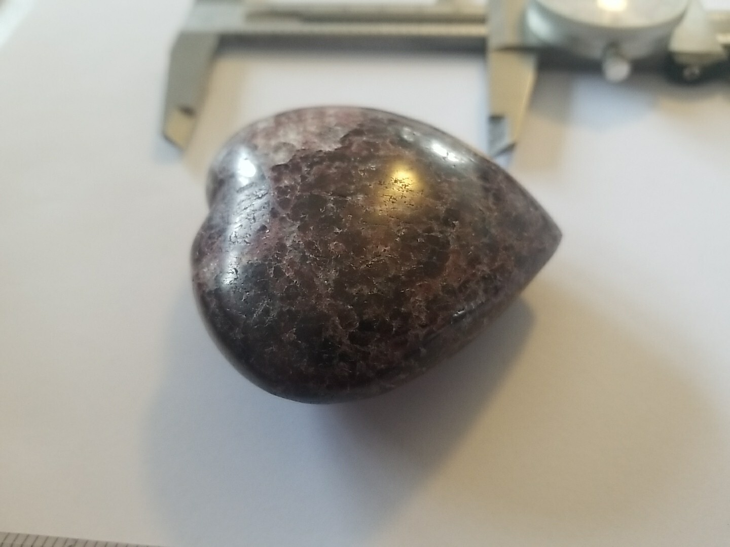 Natural Rare Red Purple Garnet Crystal Heart Stone Mineral Specimen 205g