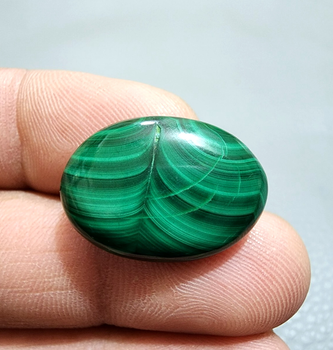 Pretty AAA+ Designer Green Malachite Oval Shape Gemstone Cabochon Jewelry 31 Crt