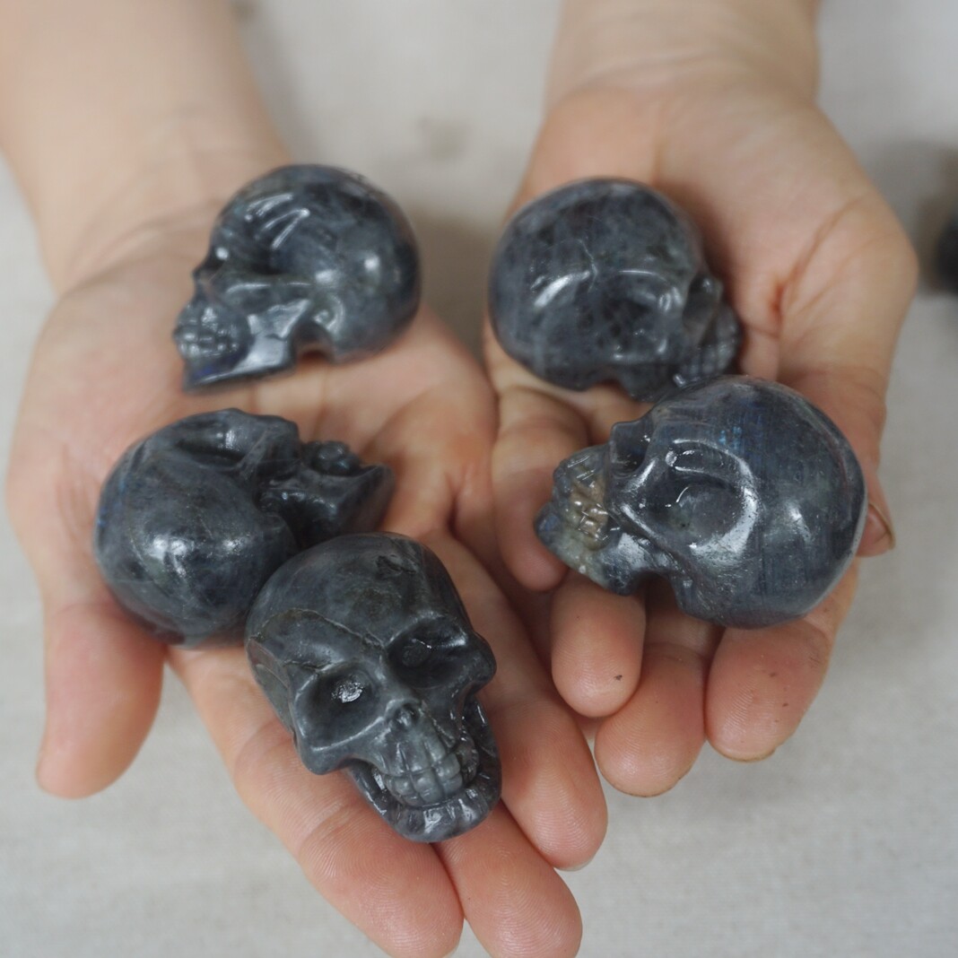 3LB 20 Small Natural Labradorite Quartz Crystal Skull Carving Head Healing 5cm