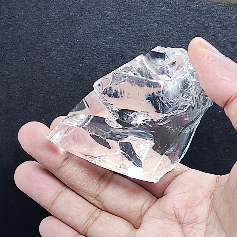 Genuine Clear Quartz Crystal 400-500 Ct Raw Spiritual Stone & Jewellery Making