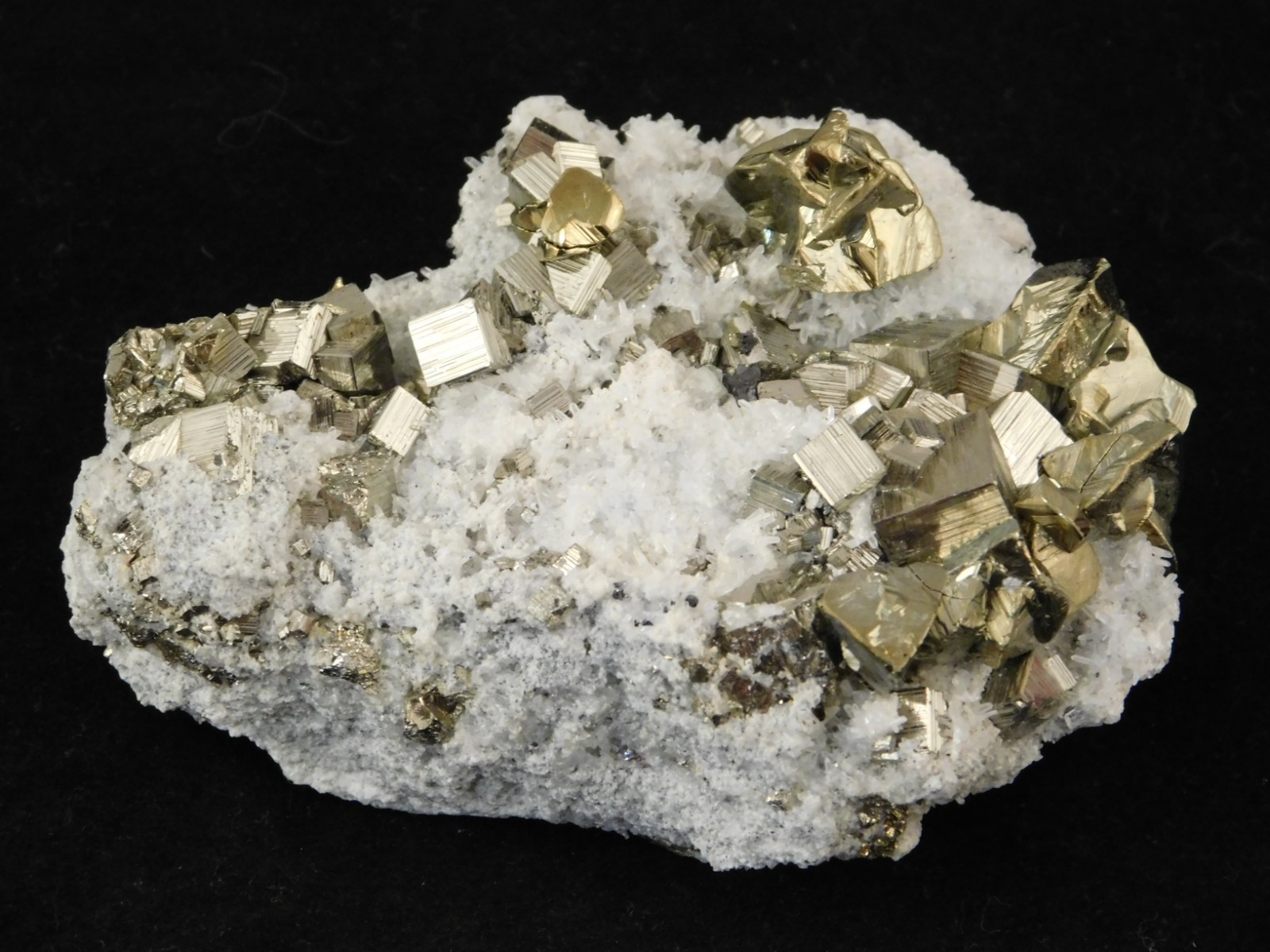AAA PYRITE Crystal CUBE Cluster with Little QUARTZ Crystals Peru 143gr