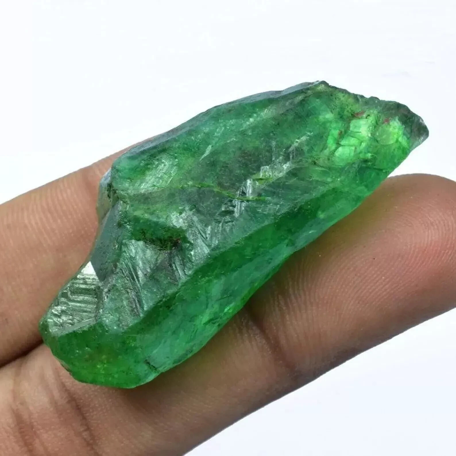 Earth-Mined Rough Uncut 200Ct Natural Colombian Green Emerald Loose Gems Dyed