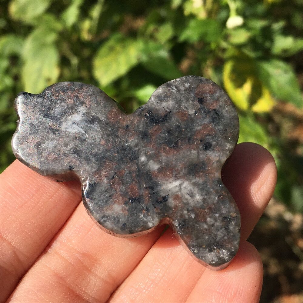 1.5″ Natural Yooperlite snake skull carved quartz crystal skull healing 1pc