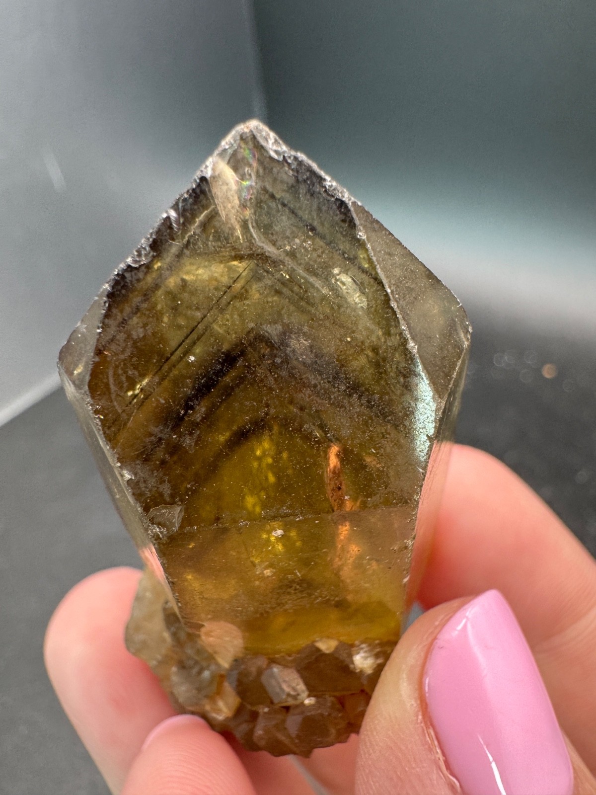 6707 Citrine Point with Phantoms Galore Congo 50g