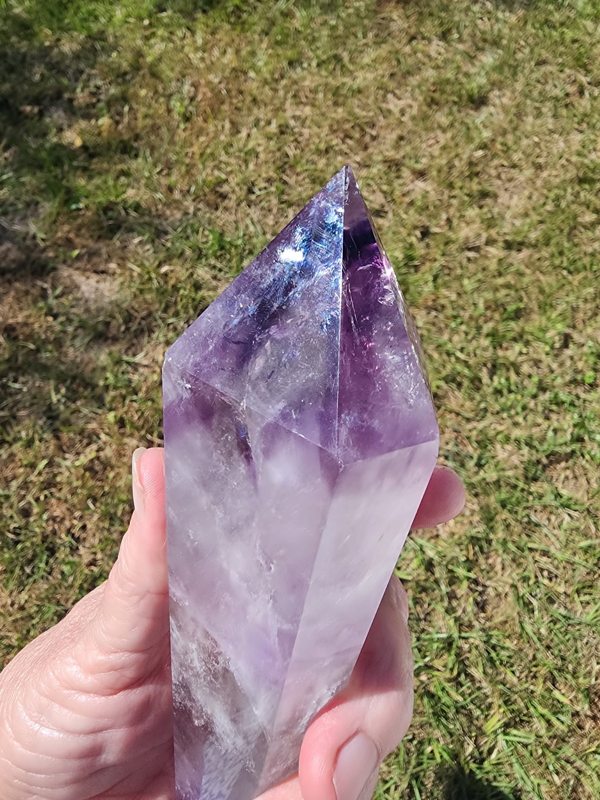 480 grams, 1.1 Lb Amethyst Tower Reiki Healing Point 9-5/8″ Tall