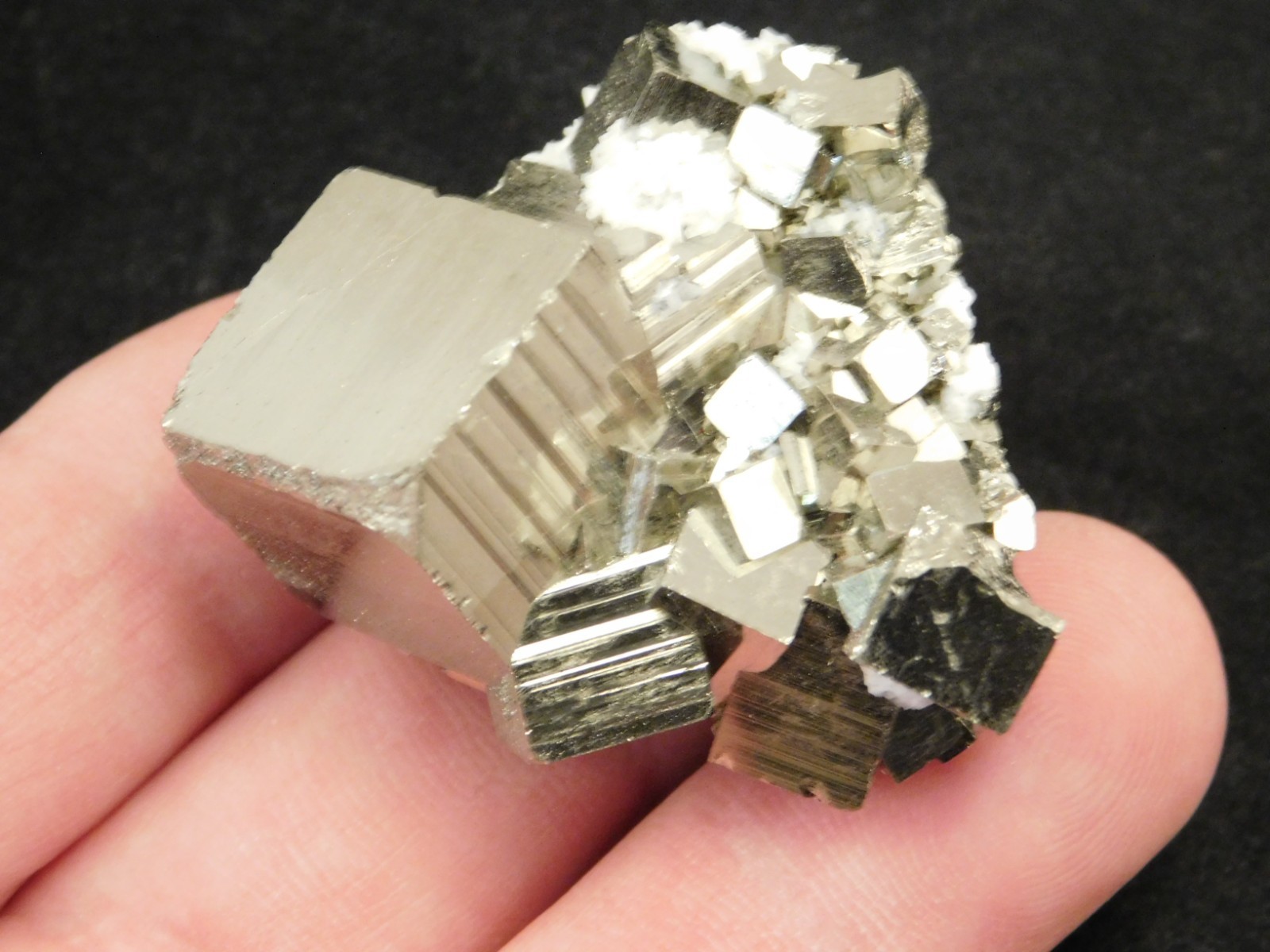 NICE! PYRITE Crystal CUBE Cluster 100% Natural Huanzala Mine Peru 74.3gr