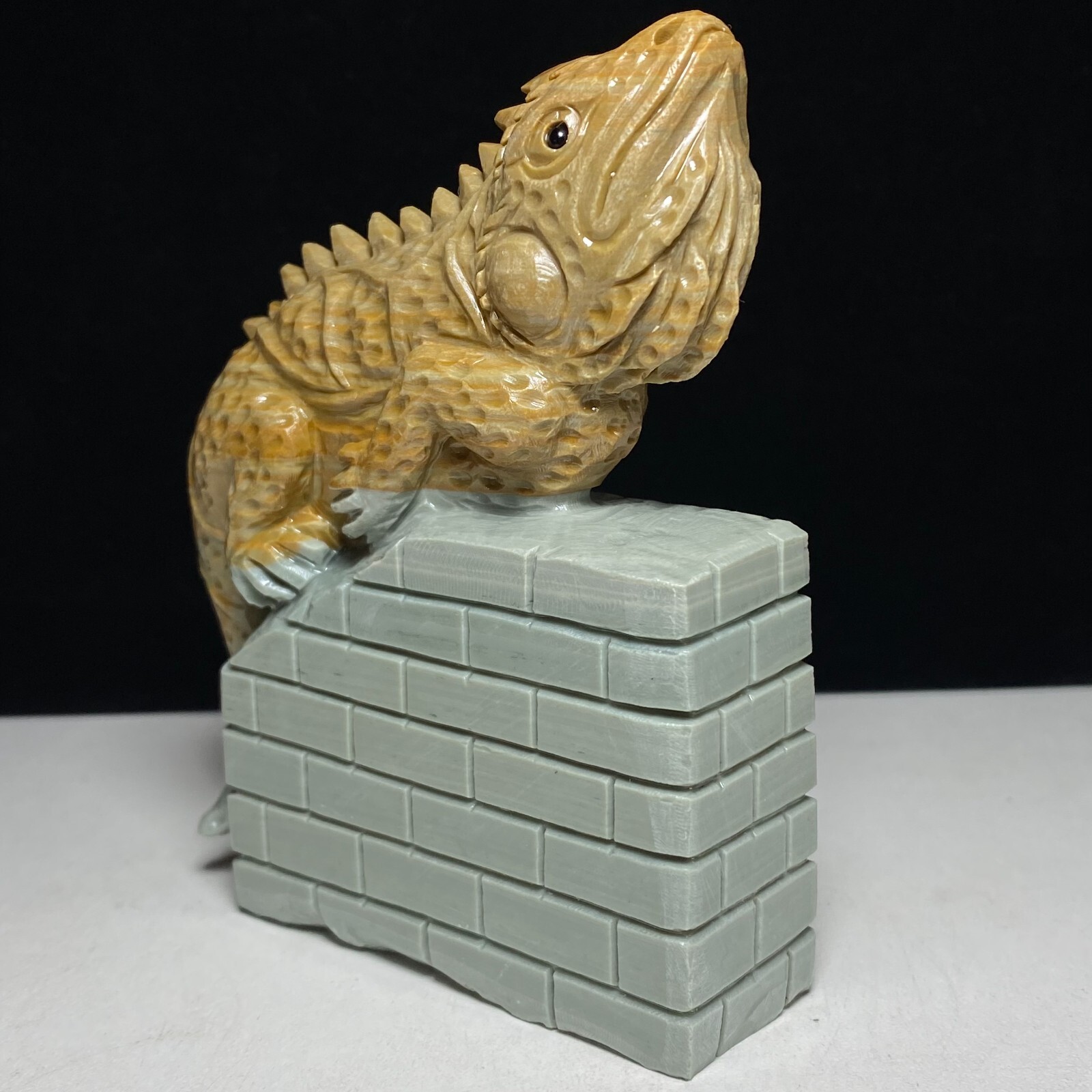 Natural Crystal Quartz Mineral Specimen Songhua Stone Handcarved Lizard Gift