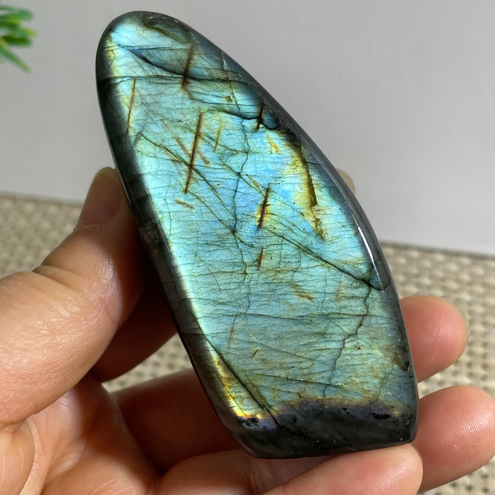 Natural Labradorite Crystal gemstone rough original Specimen 125g
