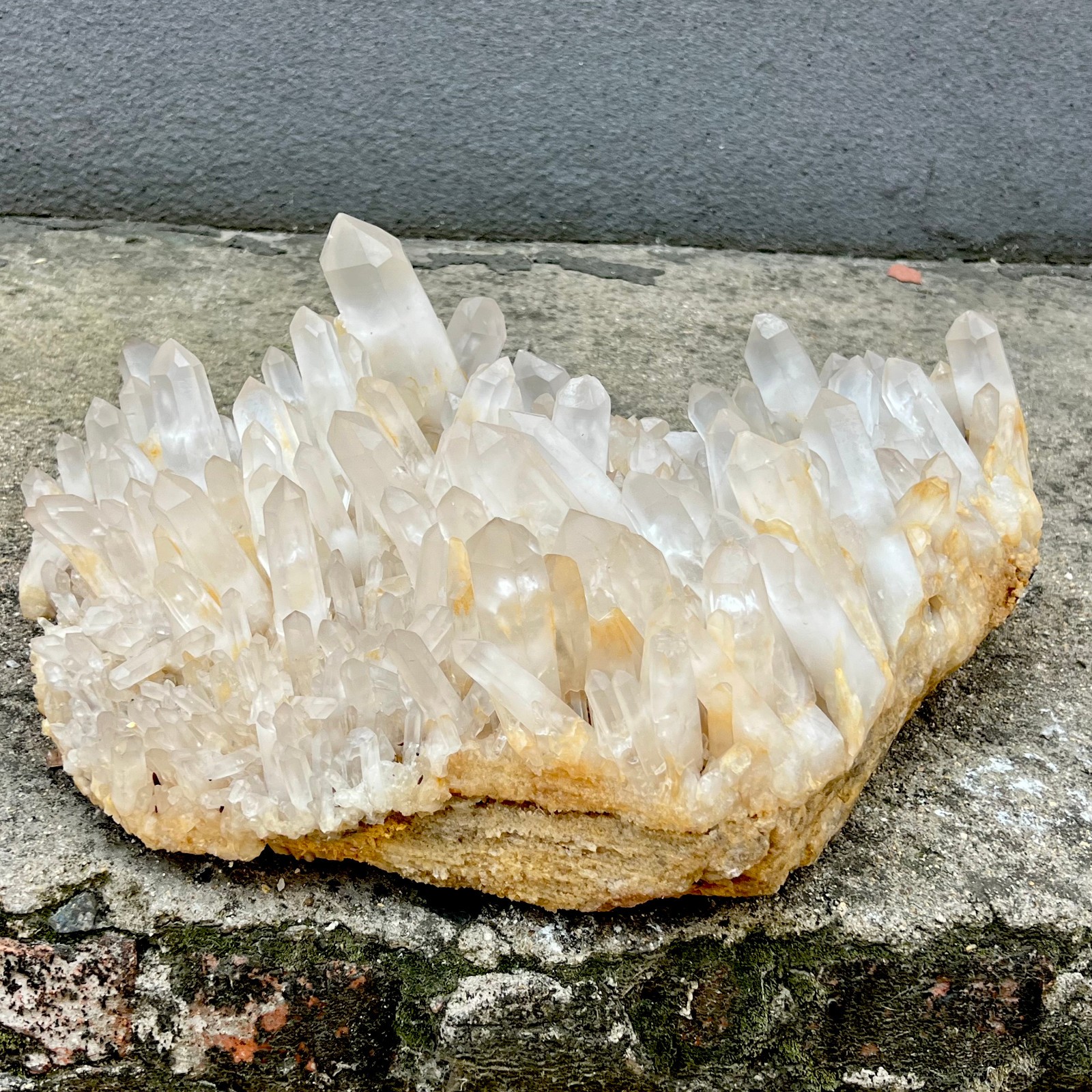 54LB New Find white Phantom Crystal Quartz Cluster Mineral Specimen Healing
