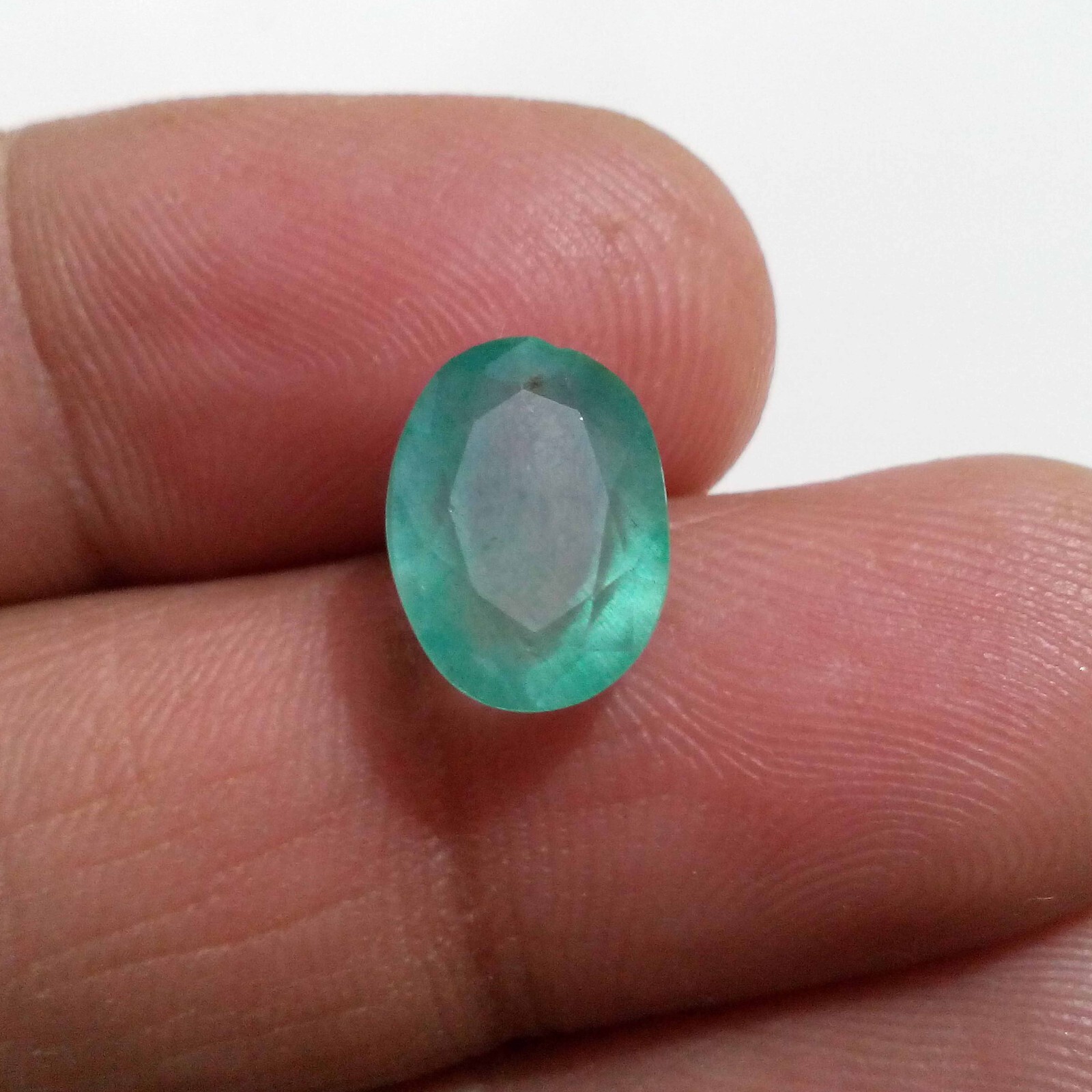 Gorgeous Green Colombian Emerald Faceted Oval Shape 4.90 Crt Rare Loose Gemstone
