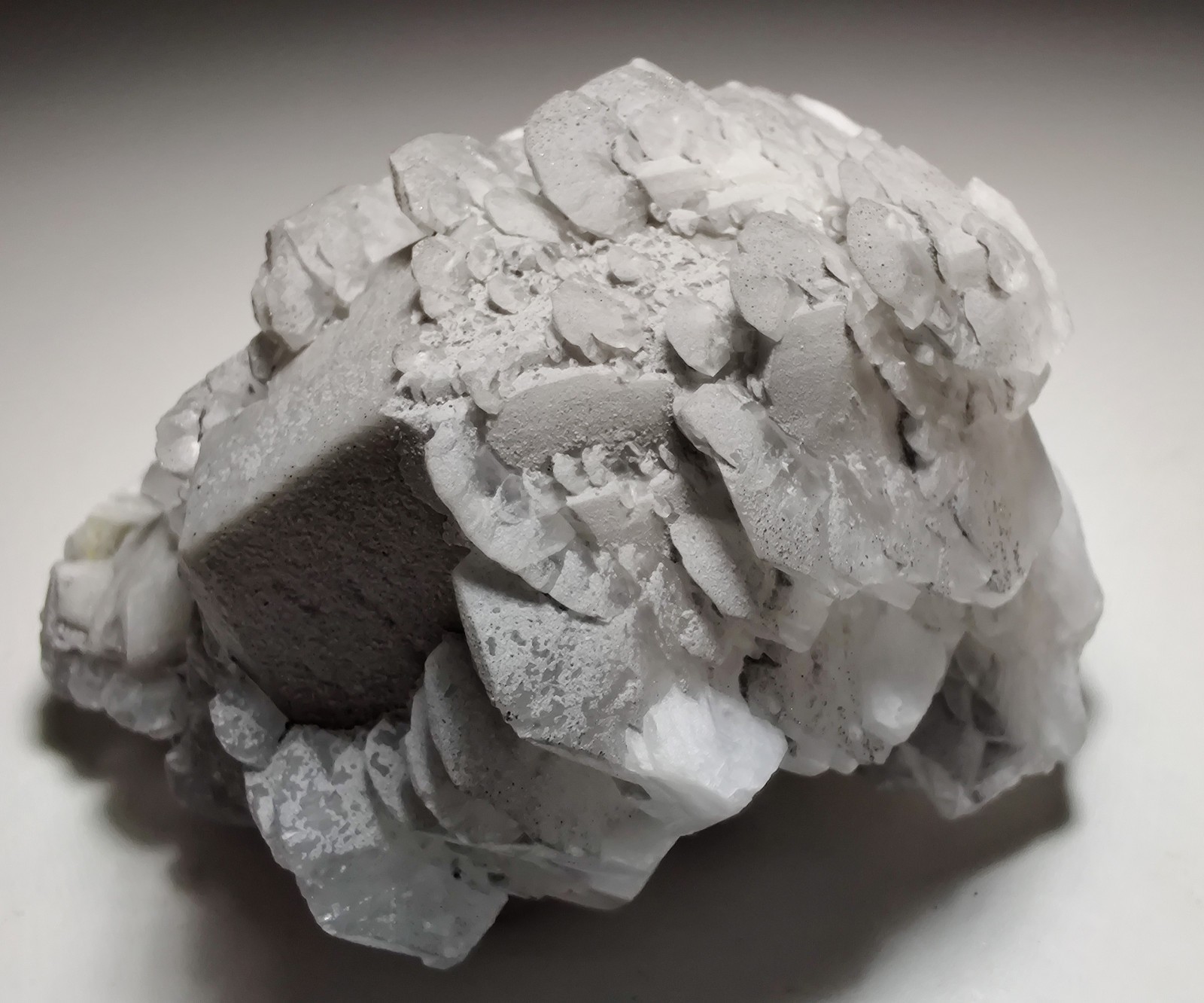 Poker-chip Calcite, excellent specimen, fluorescent. Charcas, Mexico. 217 grams.