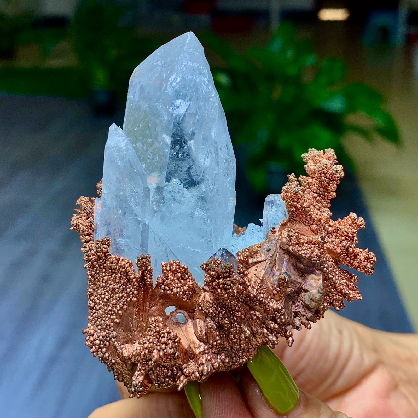 148G Rare iridescent Native Copper with white quartz crystal mineral-symbiosis