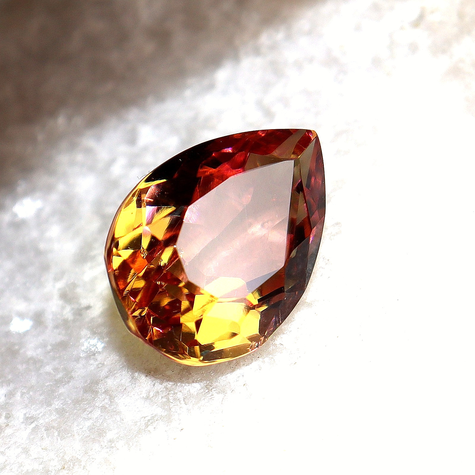 Color Changing Loose Gemstone Certified Natural Alexandrite Pear Cut 10 Ct
