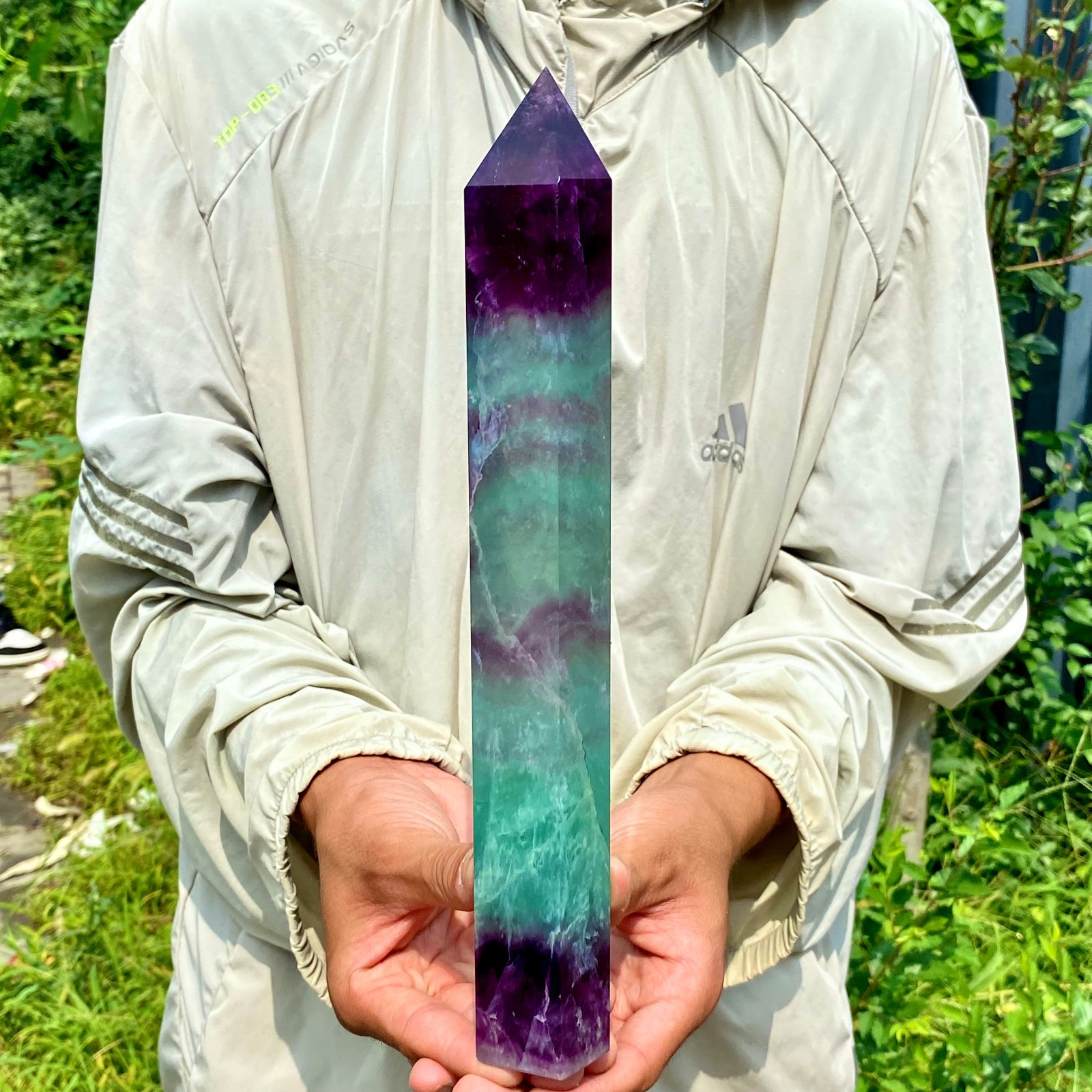 2.86LB Natural Fluorite Crystal Column Magic Wand Obelisk Point Earth Healing