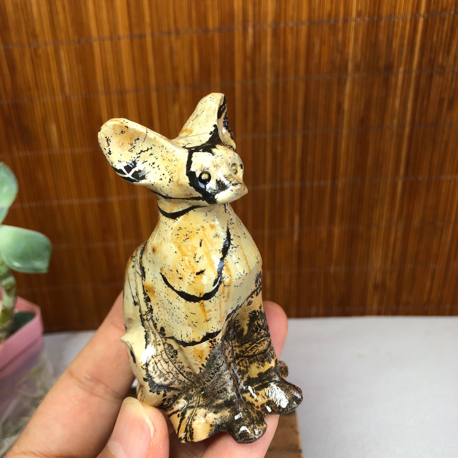 Rare Natural Traditional Chinese Painting Hand Carving Animal Model 136g g8397