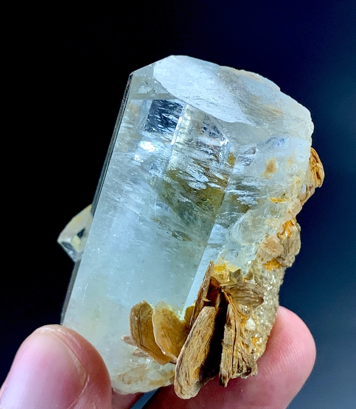 286 Carat Aquamarine Crystal Specimen From Skardu Pakistan