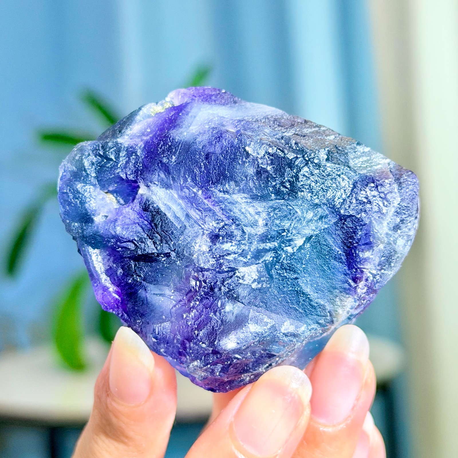 216G Rare transparent purple cubic fluorite mineral crystal sample/China