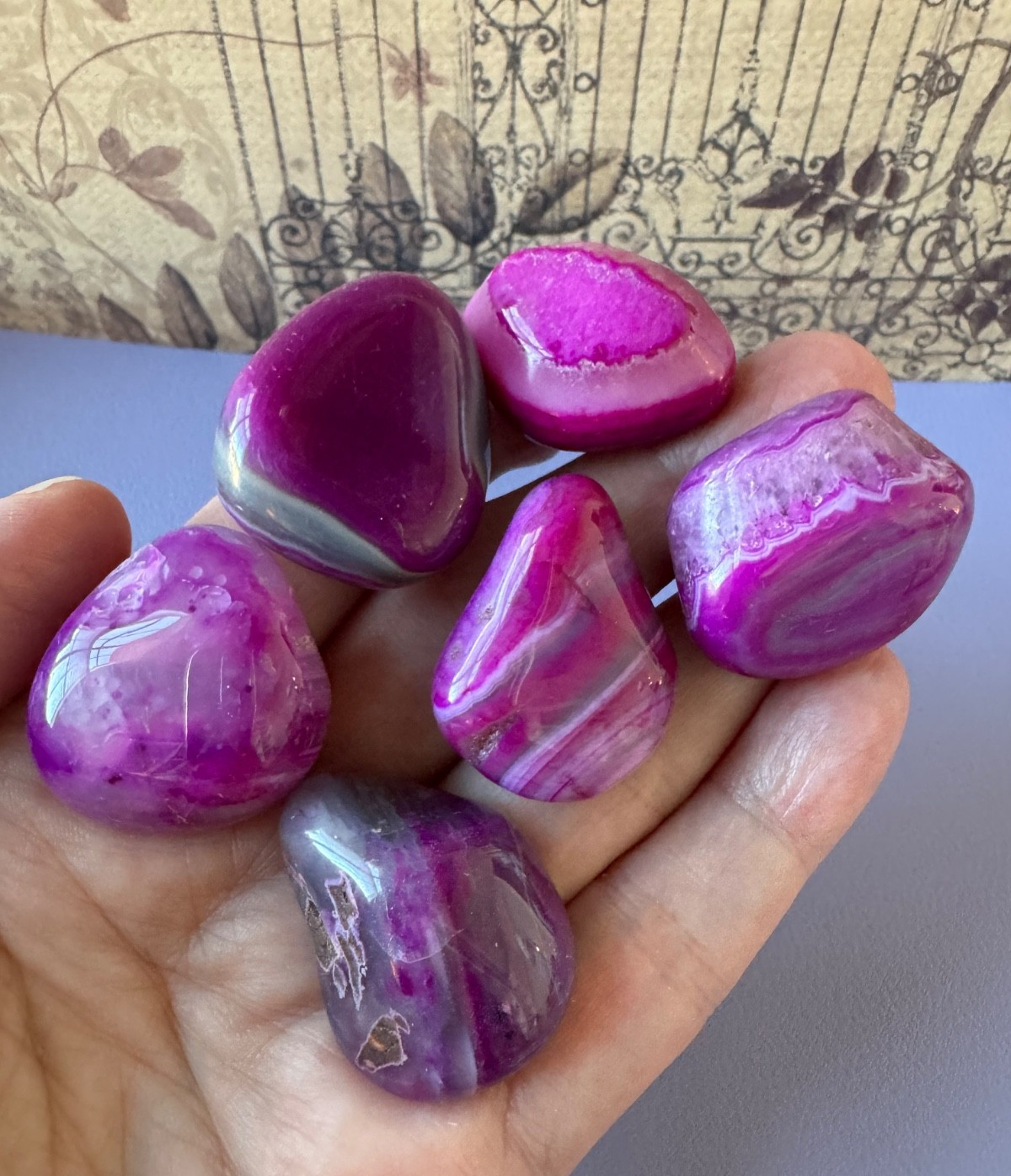 NEW GENUINE LAYERED PINK-PURPLE AGATE SET OF 6 CHAKRA CRYSTAL HEALING STONES