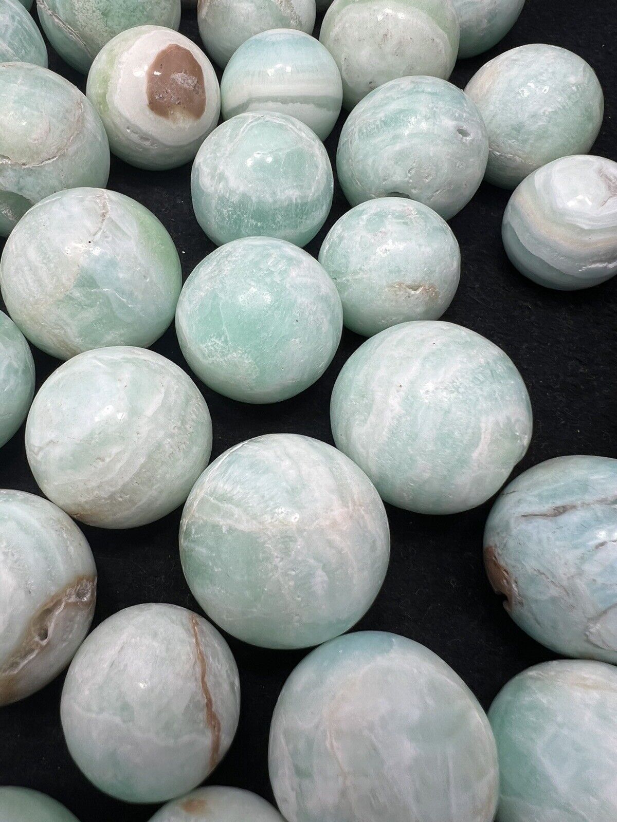 20-30mm round small spheres Aragonite balls 100 PCs wholesale lot Beads undril