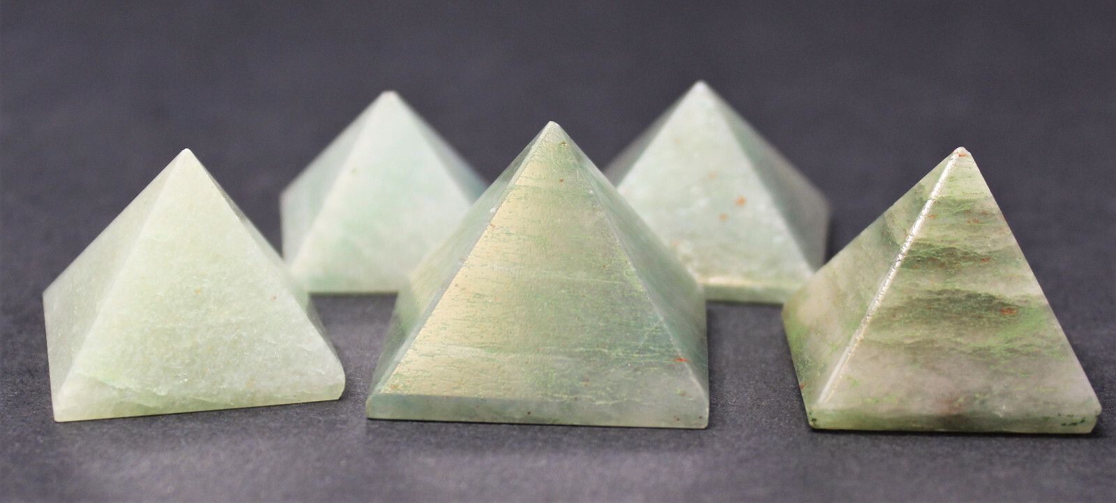 Green Aventurine Crystal Pyramid (Medium 1 – 1.25″) Reiki Healing Quartz Pyramid