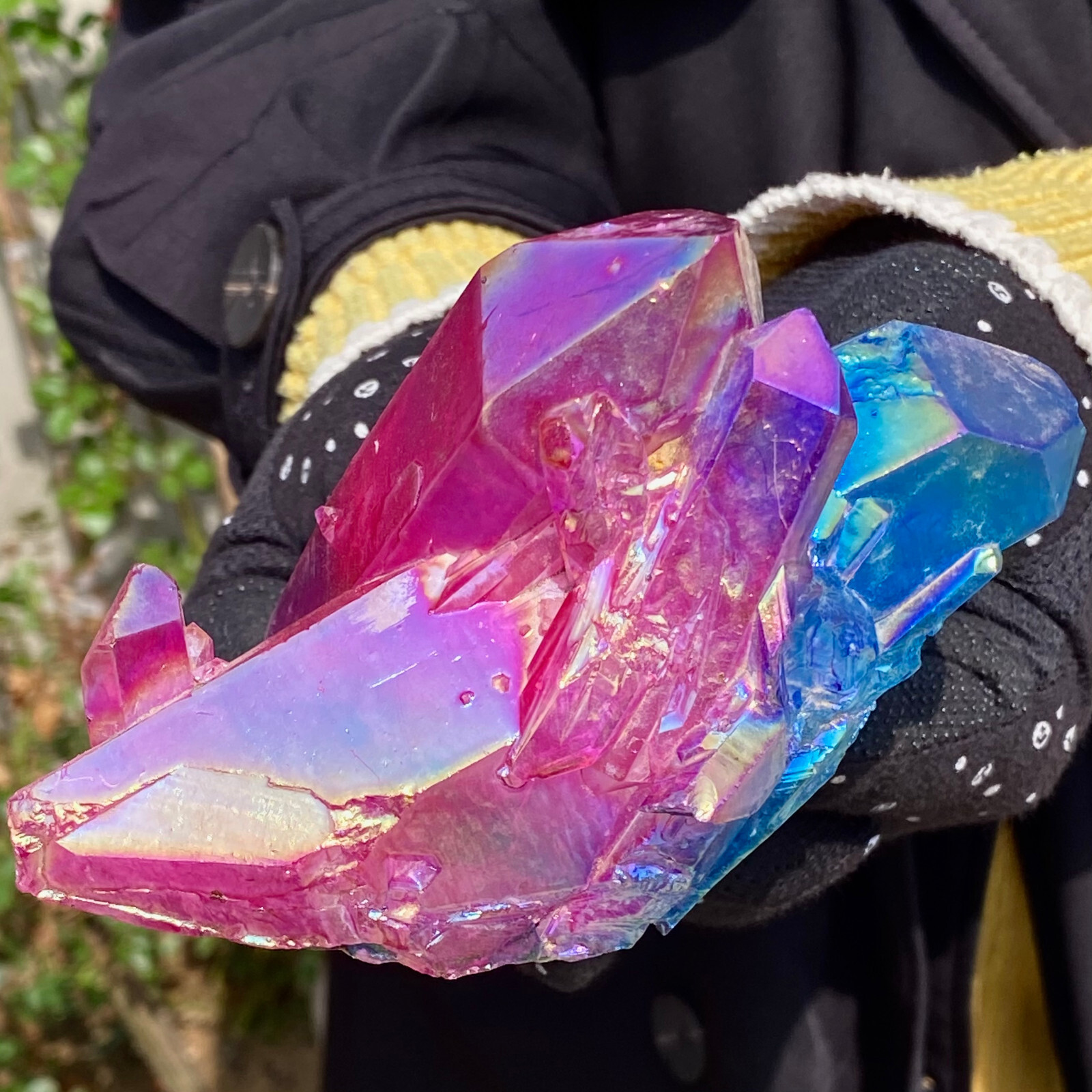 1.27LB Rainbow Titanium Quartz Crystal Treatment Cluster Decorative Gift